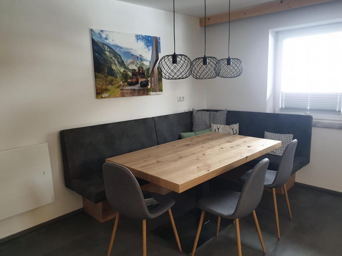Haus Renswouw Hotel Hollersbach im Pinzgau Exterior photo