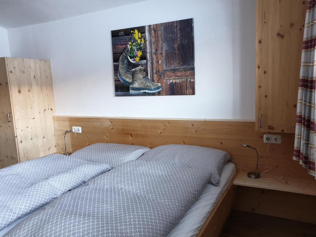 Haus Renswouw Hotel Hollersbach im Pinzgau Exterior photo