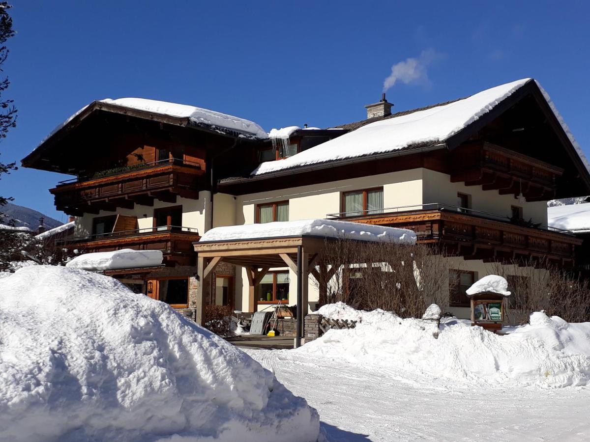Haus Renswouw Hotel Hollersbach im Pinzgau Exterior photo