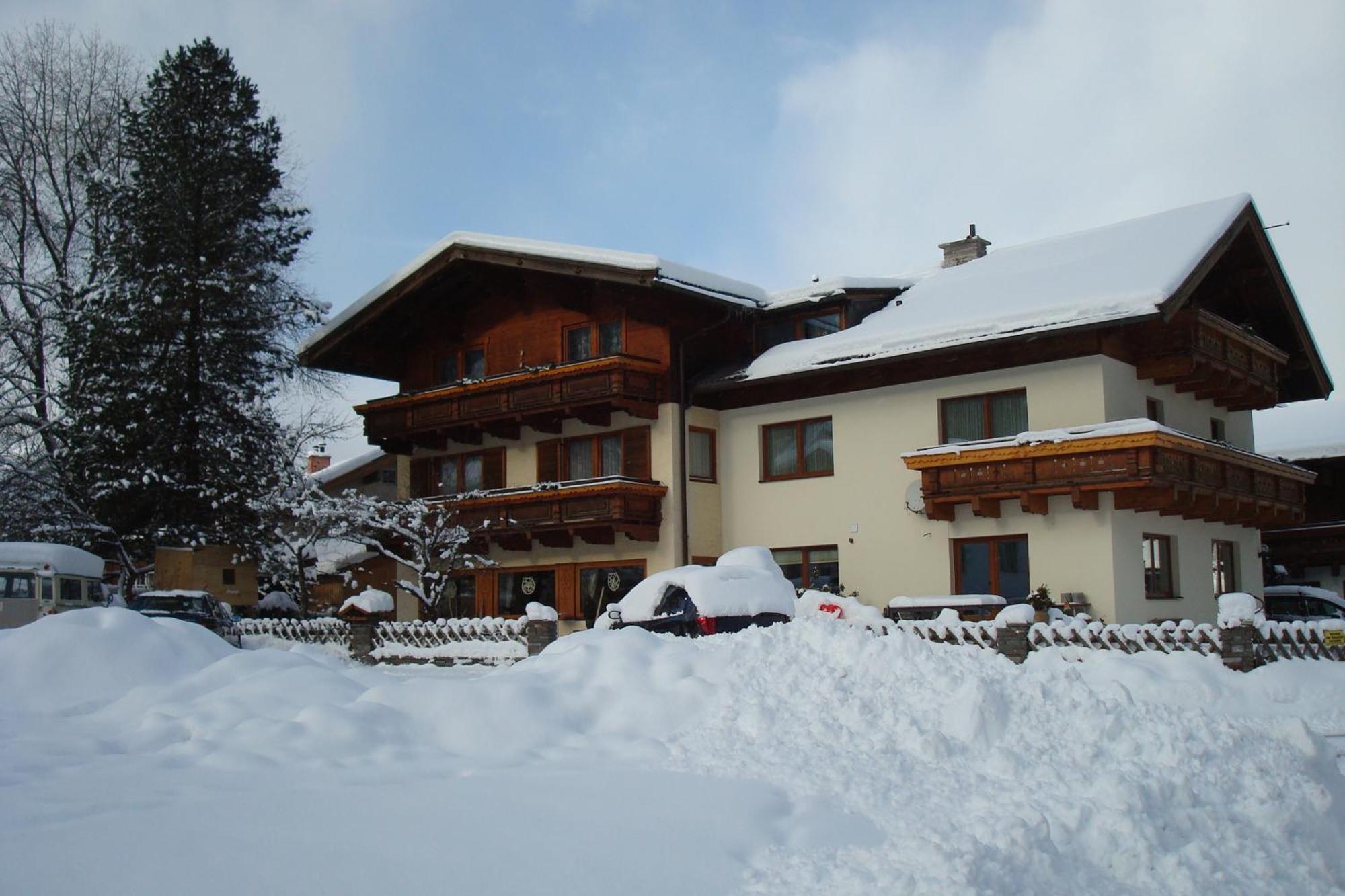 Haus Renswouw Hotel Hollersbach im Pinzgau Exterior photo